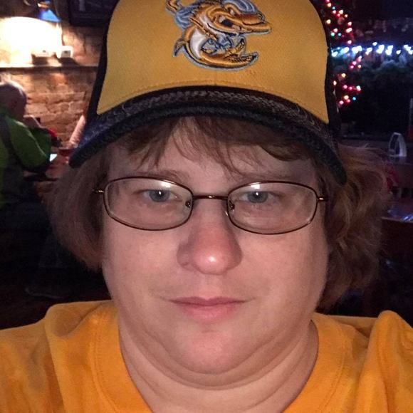 Meet your Posher, Patti - Picture 1 of 1